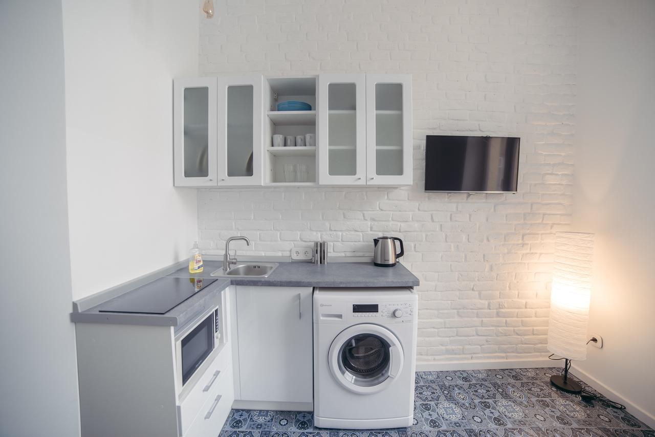 Студия С Дизайнерским Ремонтом Lviv Exteriör bild